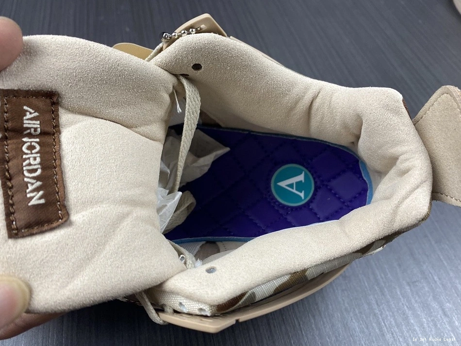 4 “Camo” May Air Aleali  DJ1193-200 Jordan  x 0109